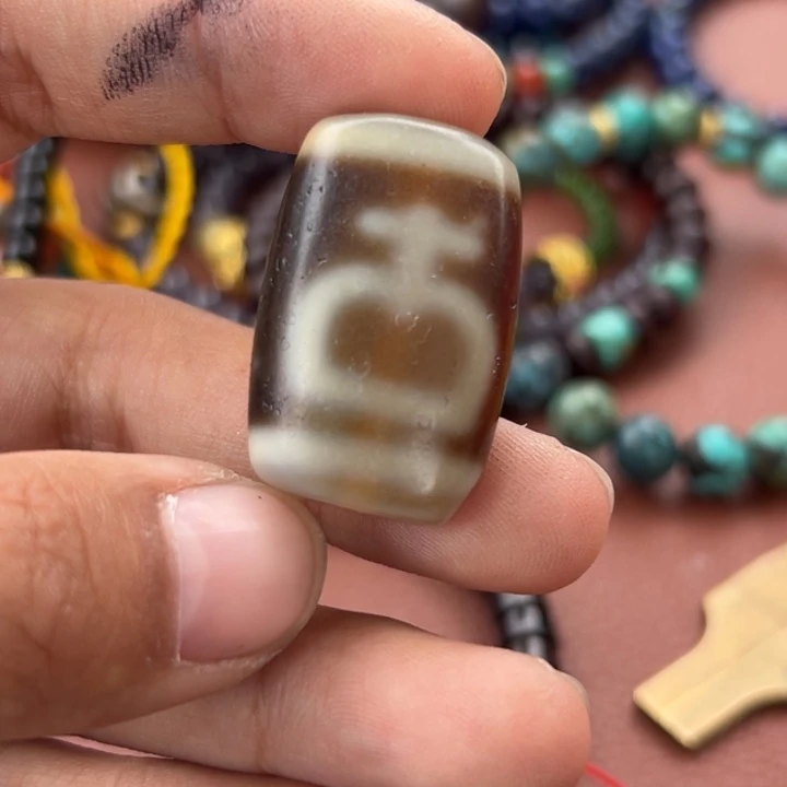 橙****泥塑泥塑也不想搞性别议题