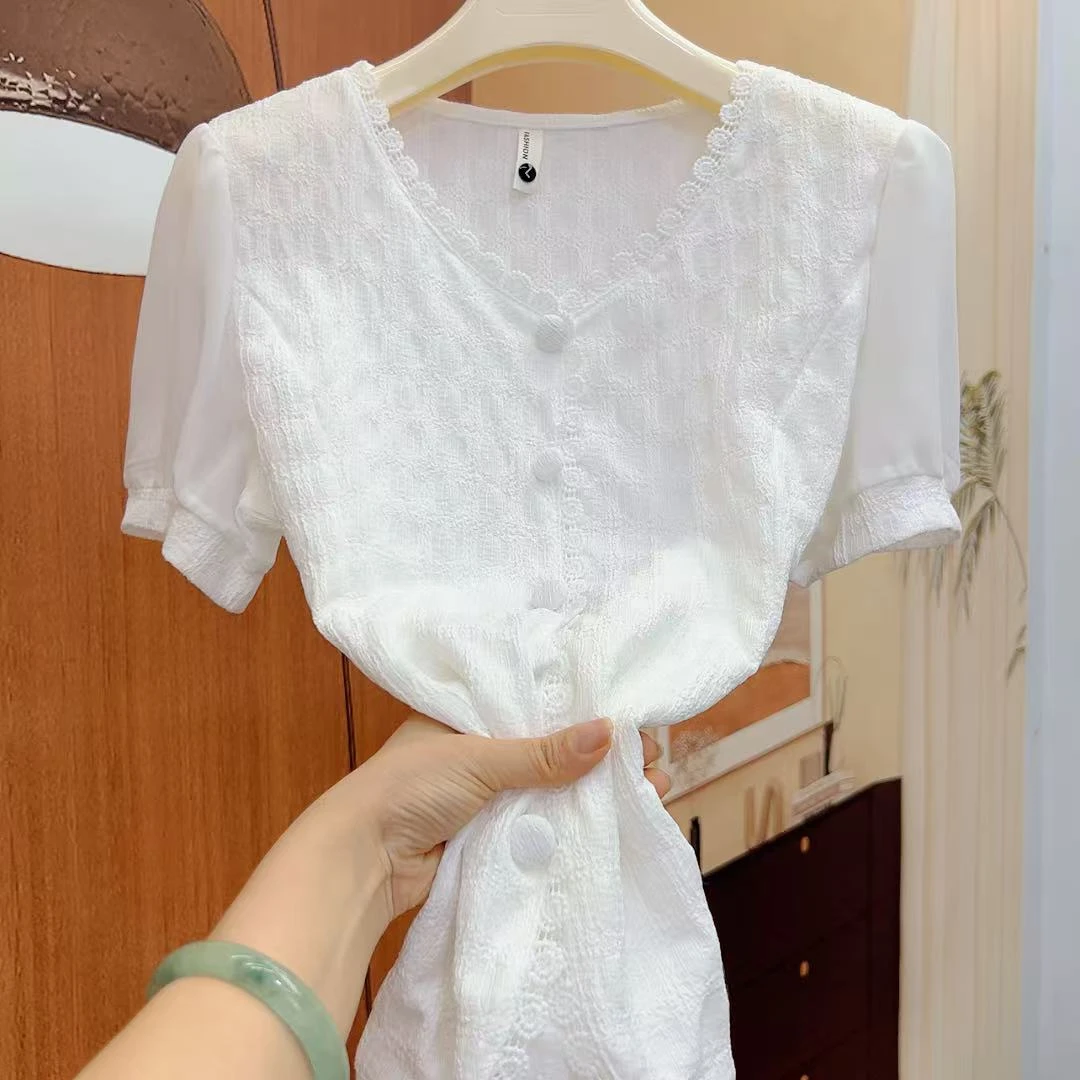 褶皱V领气质精美2025年夏季新款大码短袖套头蕾丝衫