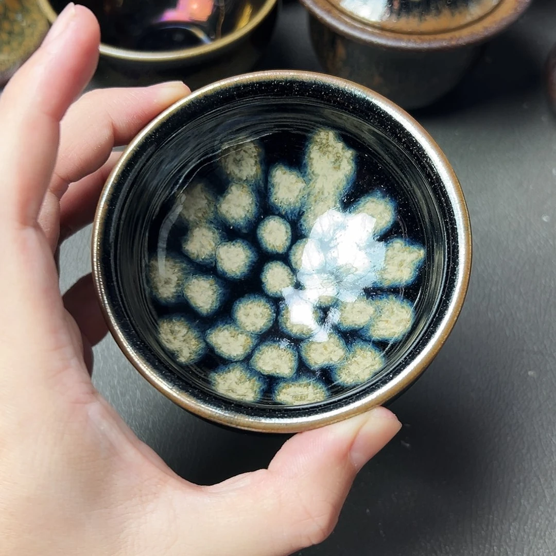 茶盏这个时候才会明白为什么有