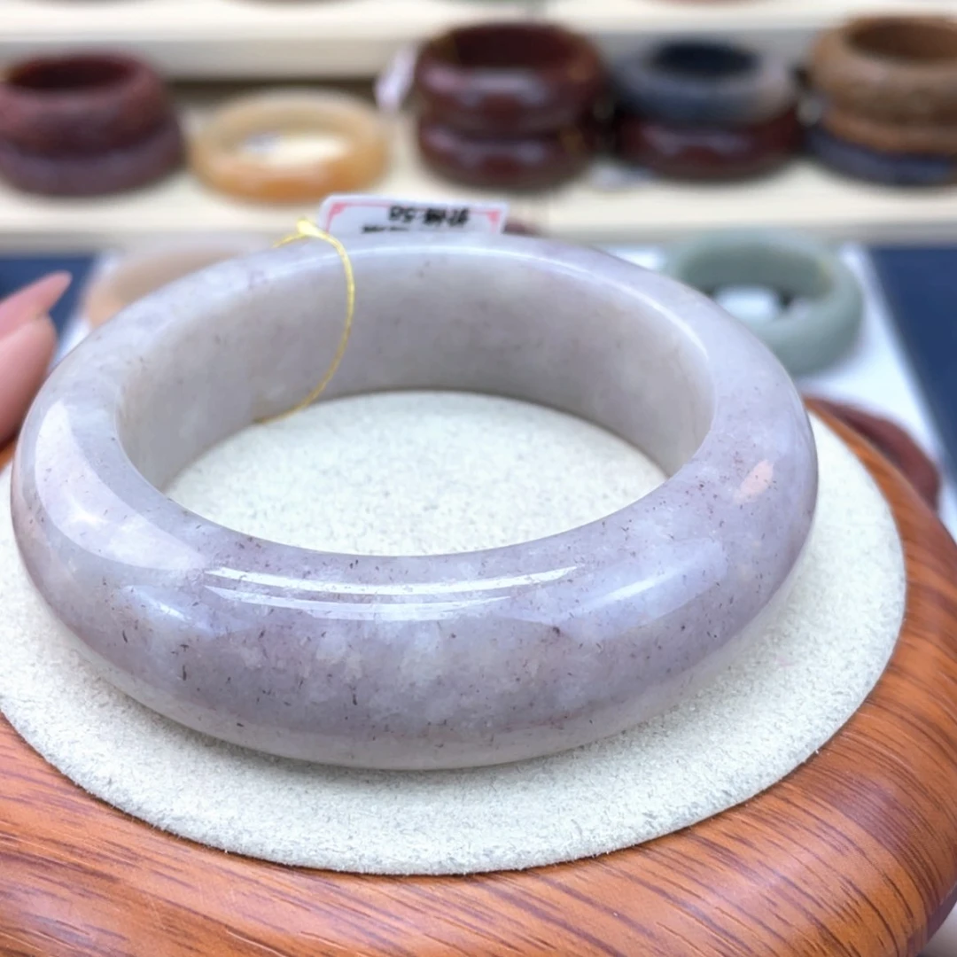 【闪购商品】石英质玉手镯未镶嵌