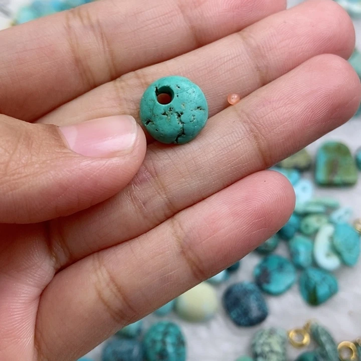 南红玛瑙未镶嵌珠宝奇石