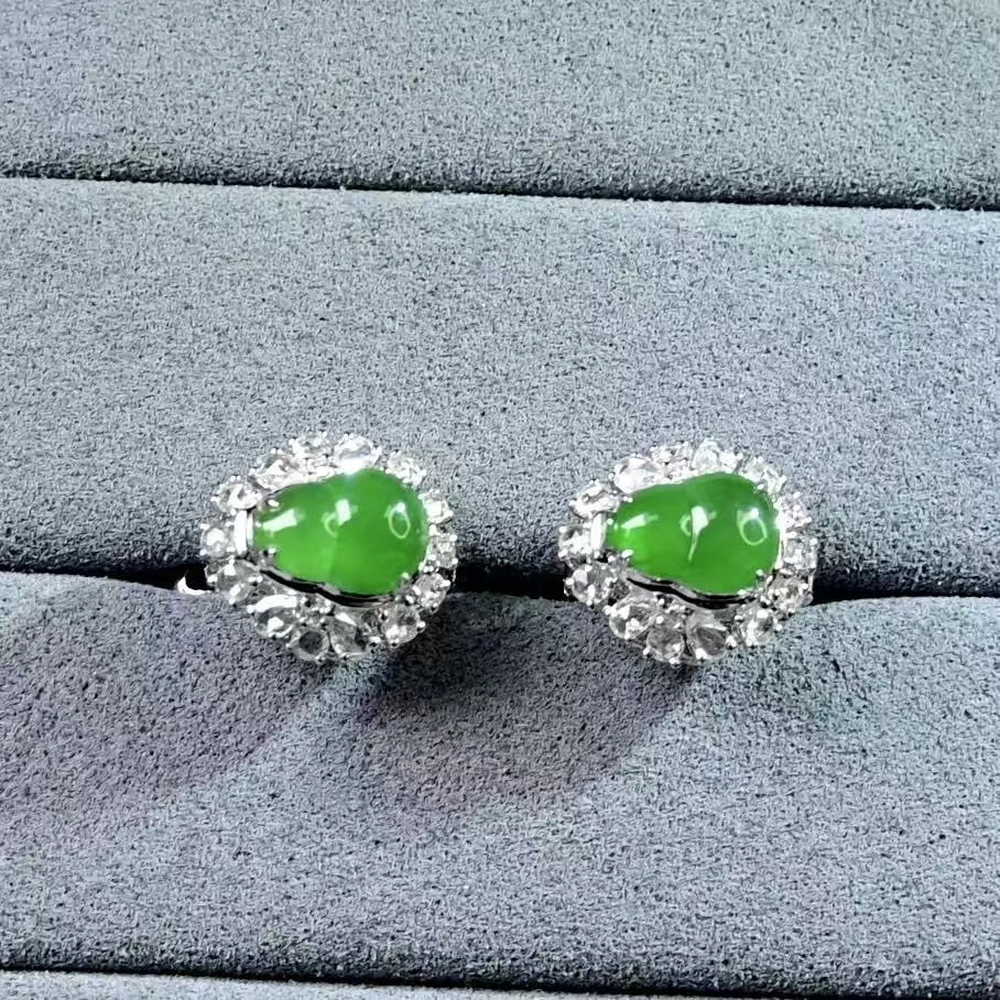 天然缅甸翡翠A货18K白金镶满绿福葫招财葫芦耳包/121107/拍卖