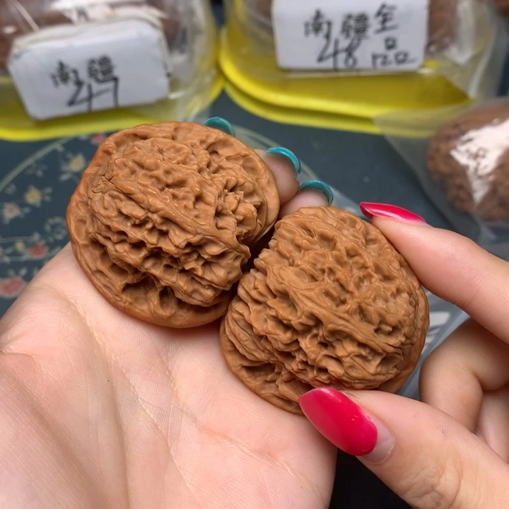 文玩核桃把件43-32308-0