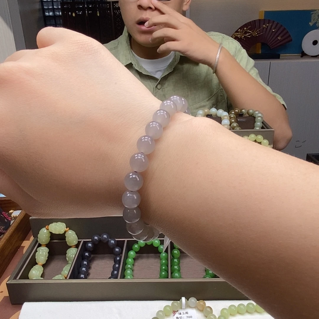 未镶嵌手串和田玉8mm烟紫