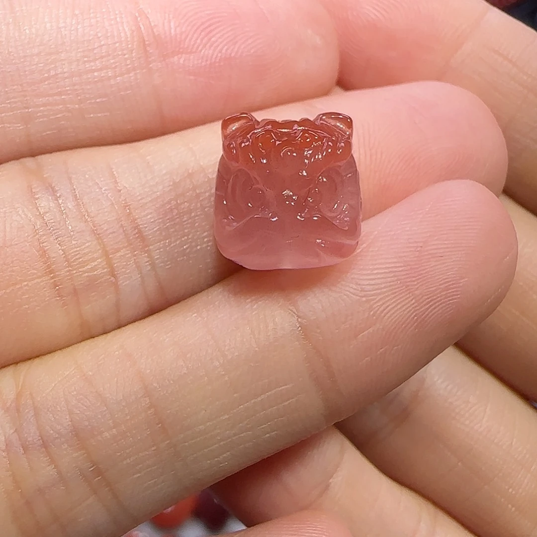 未镶嵌南红玛瑙珠宝奇石