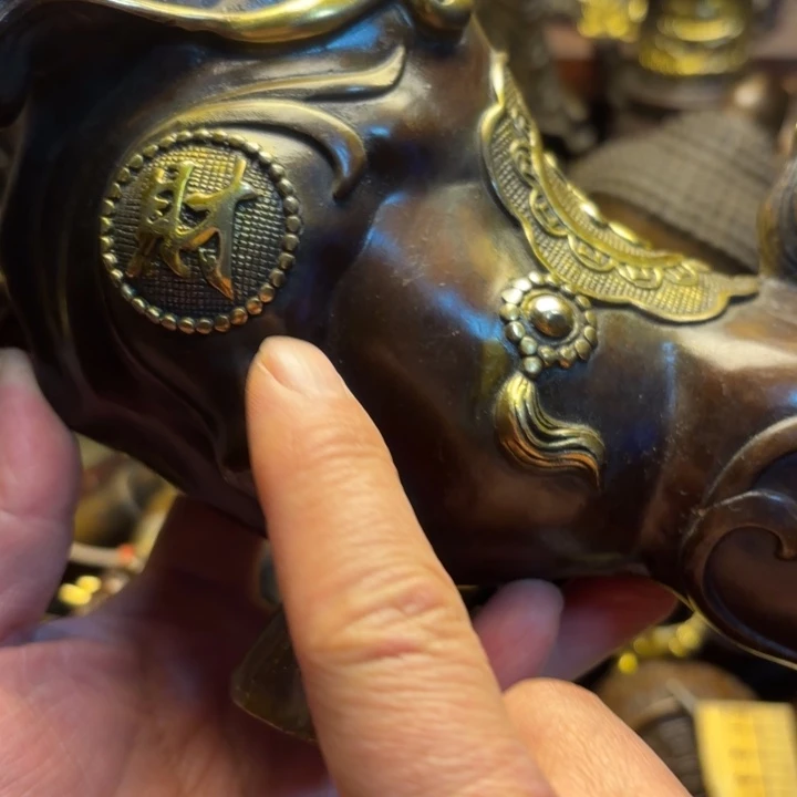 铜器摆件     点击下单