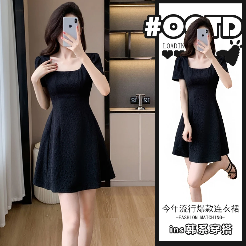 2025夏季黑色方领收腰显瘦连衣裙气质高级感赫本风轻奢高端小黑裙