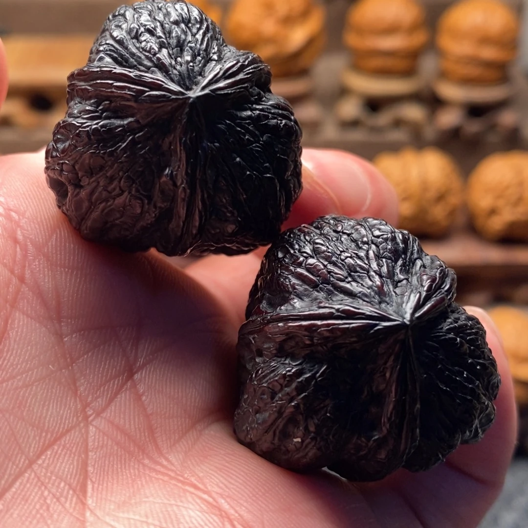 把件文玩核桃铁核桃