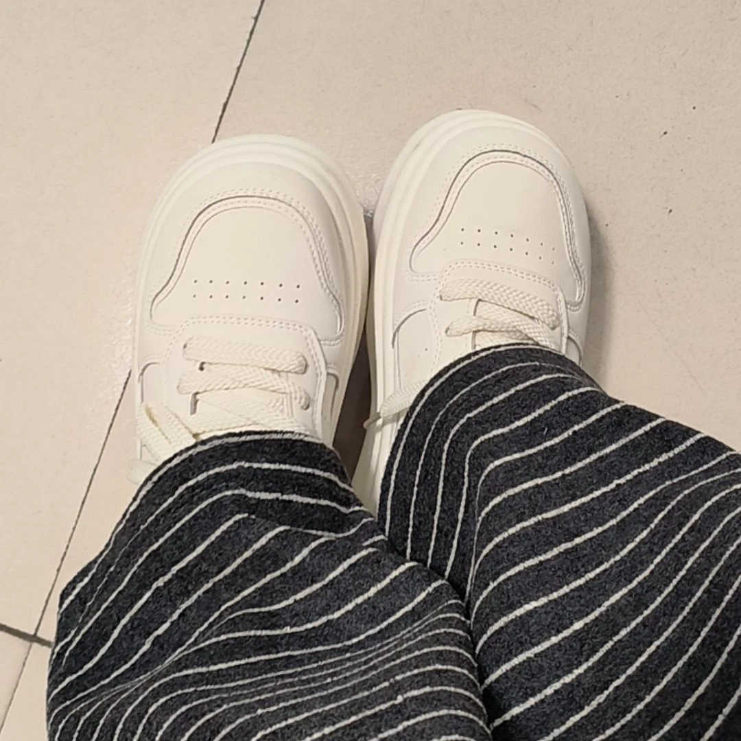 贵族家春款休闲板鞋
