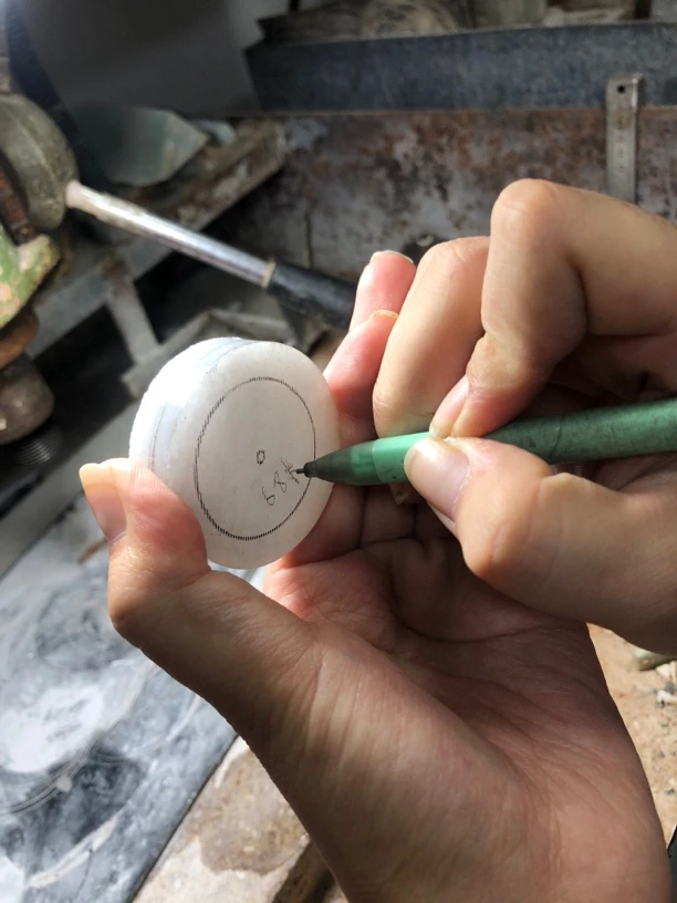 火火珠宝翡翠手镯