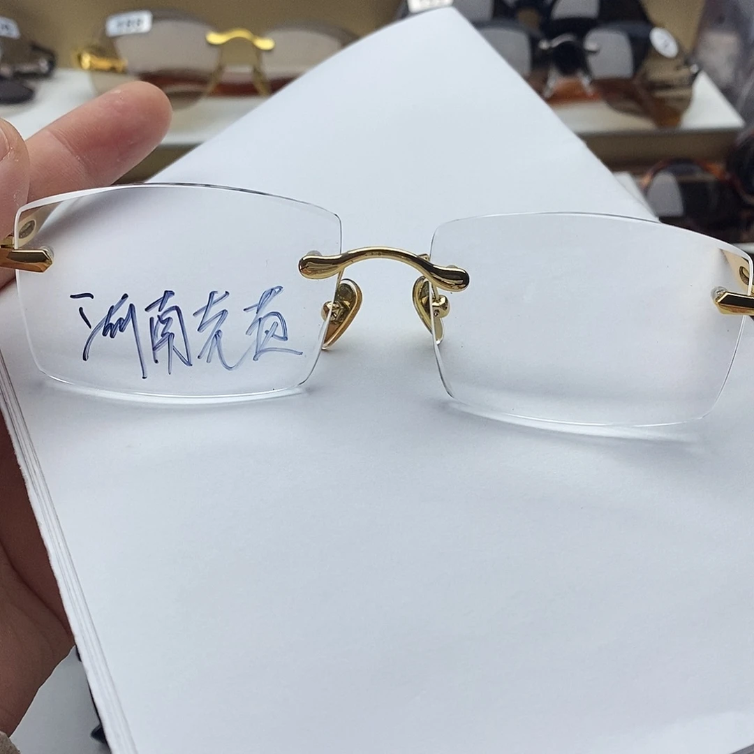 河***黄分体款白水晶老花300度