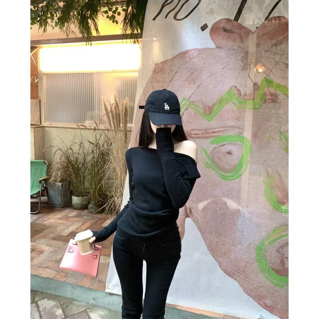 徐秋阳  魅力倾斜  百搭是休闲设计感显瘦显白毛衣YM256