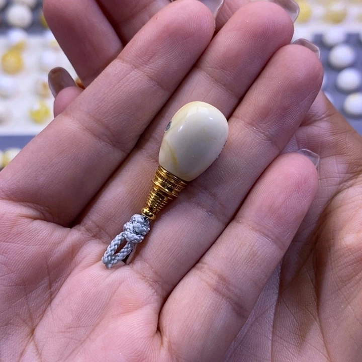 用***3琥珀未镶嵌裸石13