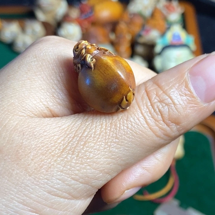 配饰鹿角雕刻小龙龟一个