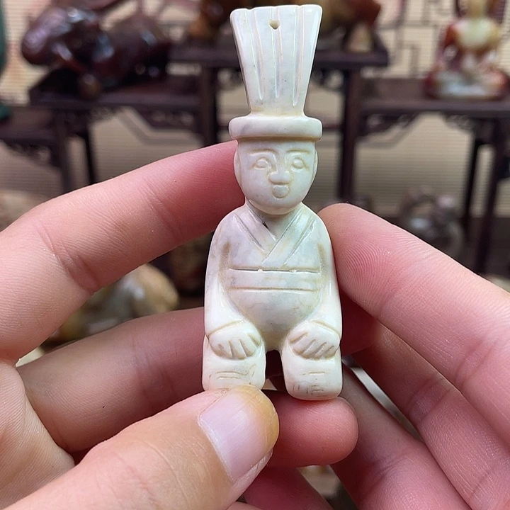 和田玉（糖玉）未镶嵌挂件