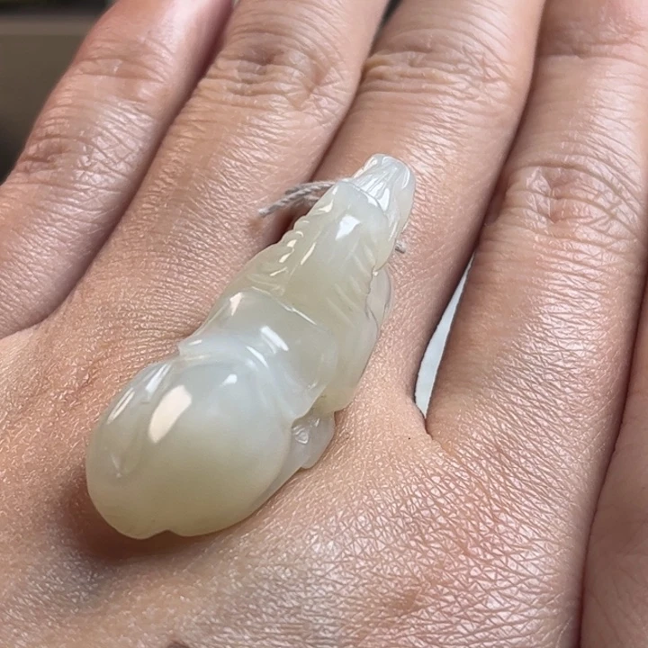 和田玉挂件未镶嵌海*