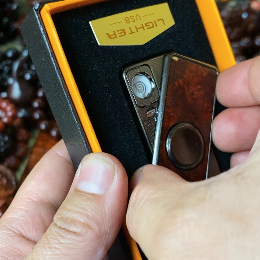 【闪购商品】檀香紫檀（小叶紫檀）