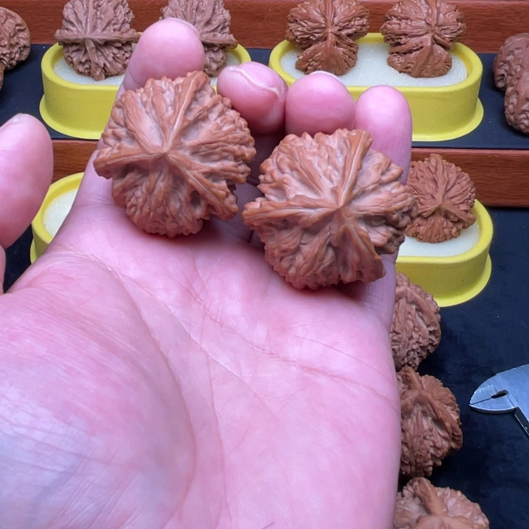 呆***生手串/手链核桃玉龙粗筋