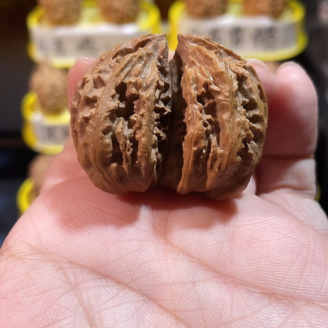 文玩核桃吊坠百年好合