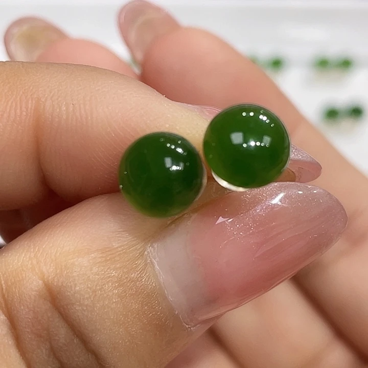 和田玉（碧玉）18K金镶嵌耳饰
