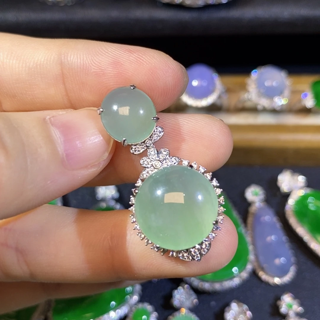 翡翠18K金镶嵌吊坠(不含链)