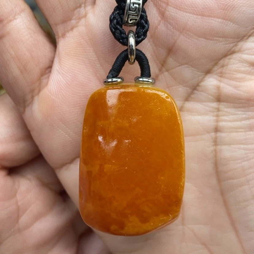 【闪购商品】琥珀颈饰未镶嵌