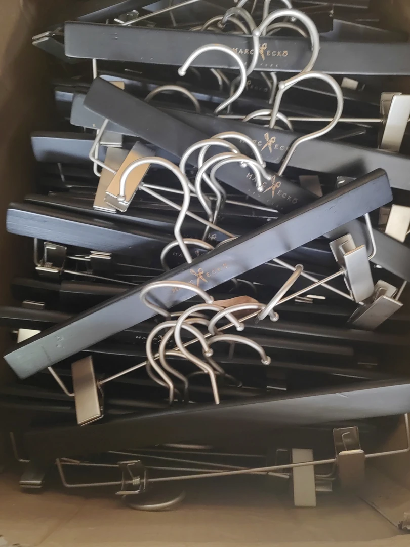 30加粗服装店单杆无痕带夹子衣架衣夹内衣架欧若动感风