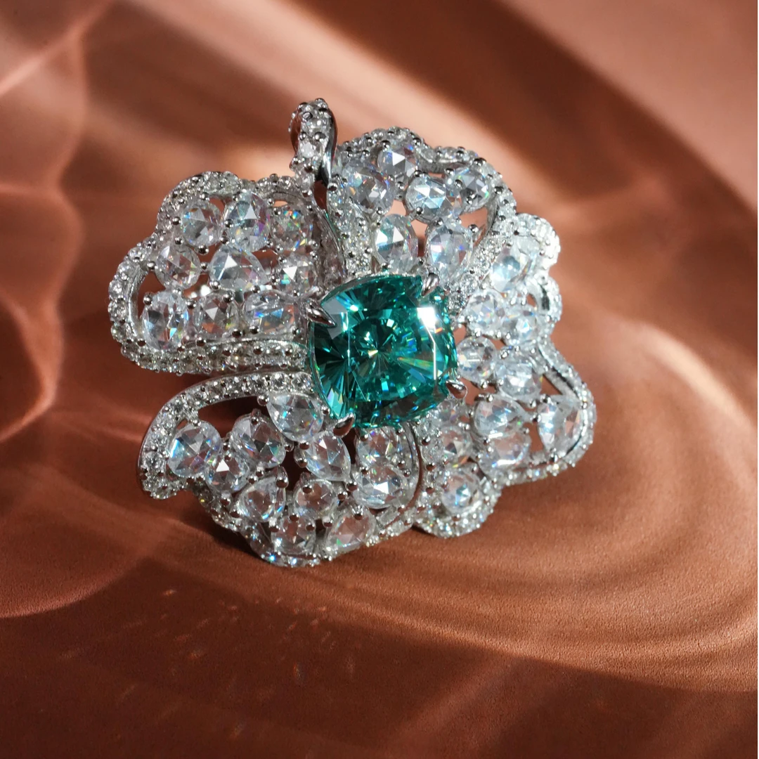 925银合成锆石戒指 镀K金层S925银镶钻【LUMA】帕拉伊巴戒指032