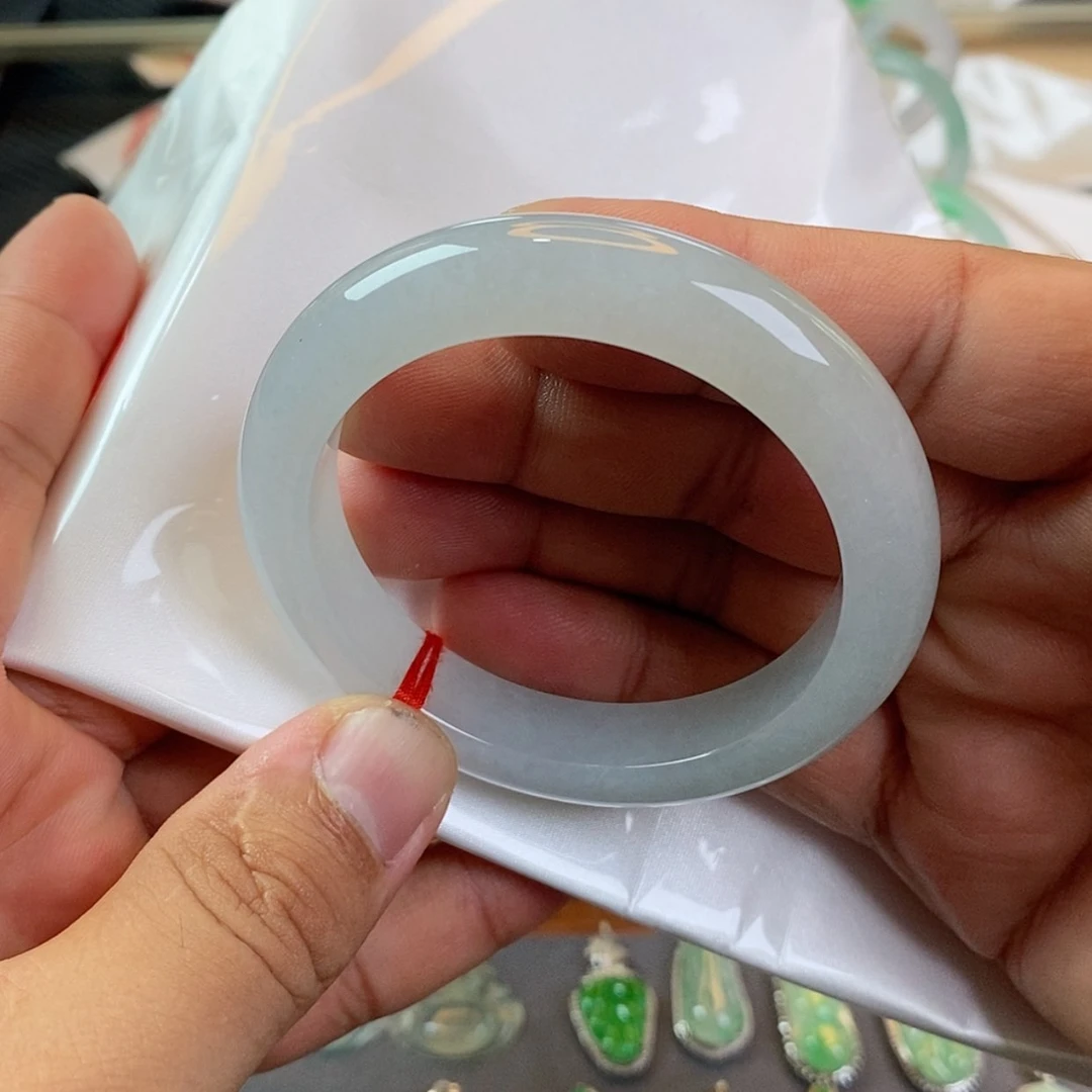 【闪购商品】未镶嵌手镯翡翠