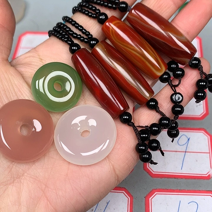 雄***龙玛瑙/玉髓未镶嵌颈饰