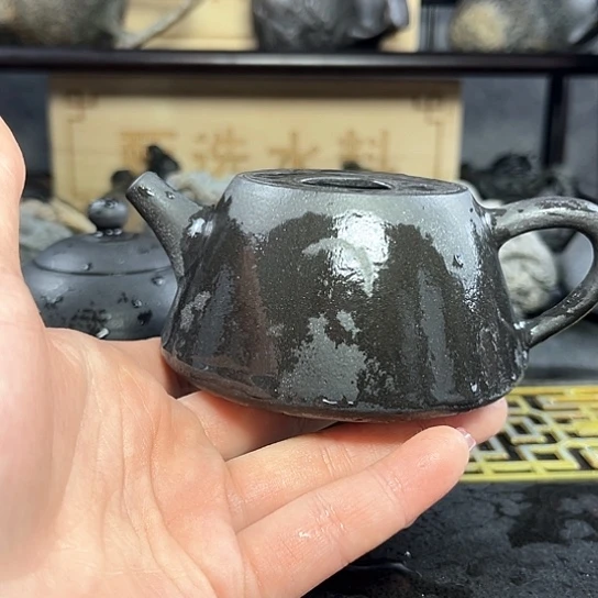 ?****n安化冰碛岩石头茶壶