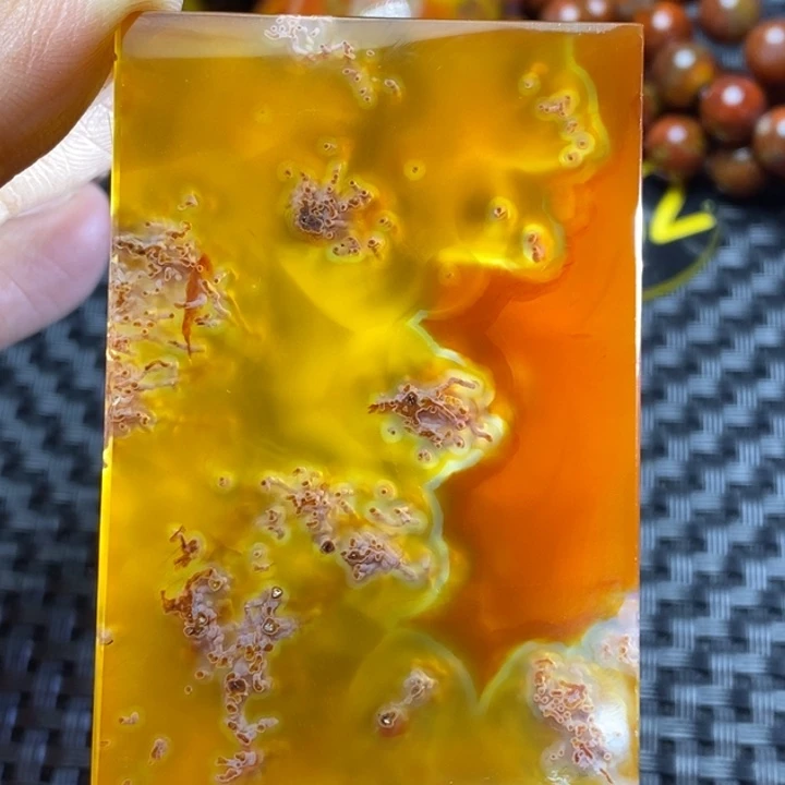 玛瑙/玉髓未镶嵌颈饰相**缘