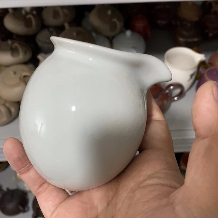 陶瓷艺术品及陶瓷壶