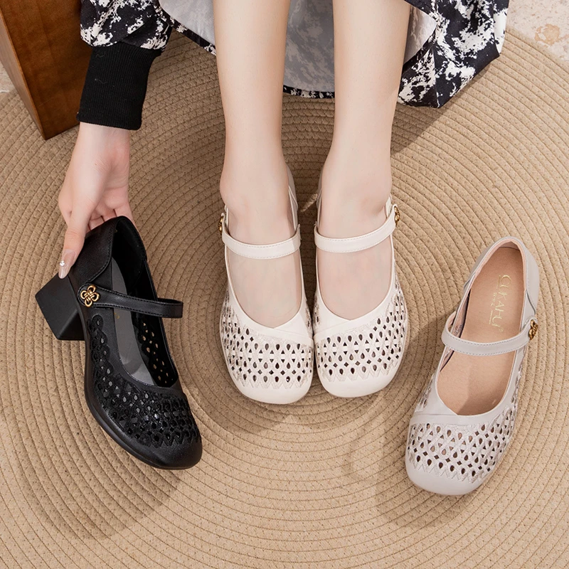 欧卡汇25336新款中老年镂空女洞洞鞋夏季镂空休闲平底坡跟凉鞋
