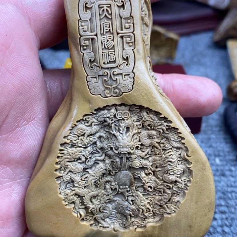 【闪购商品】原石雕刻手把件