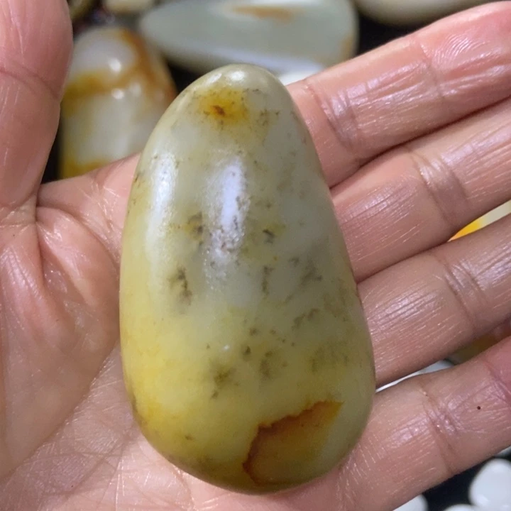 和田玉（糖玉）未镶嵌挂件