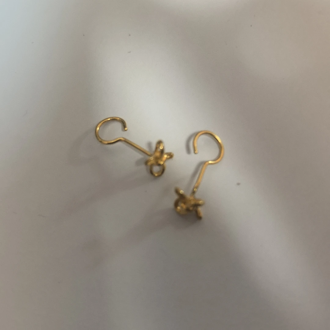 足金蝴蝶结弯针耳环