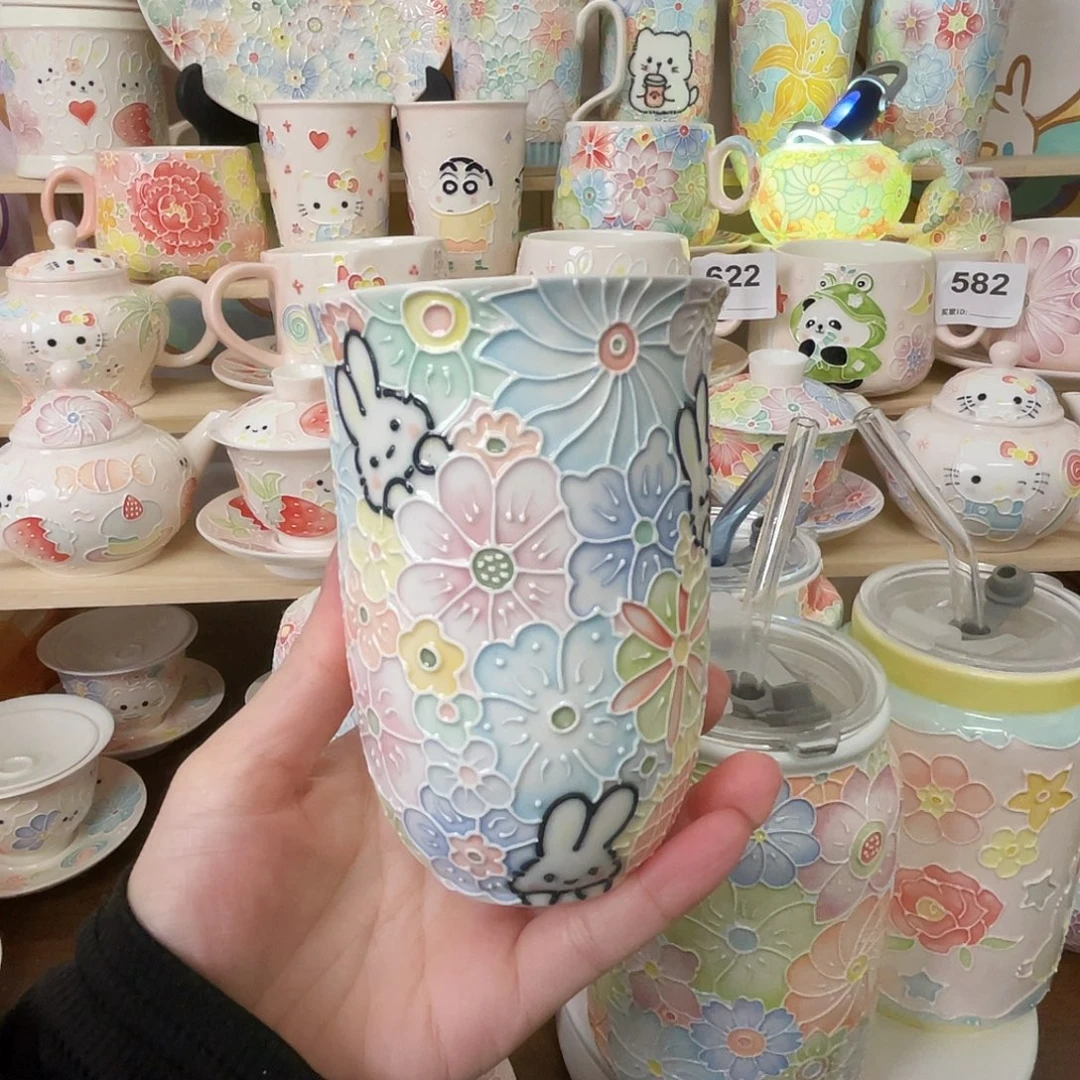 瓷片万花兔子万花兔子