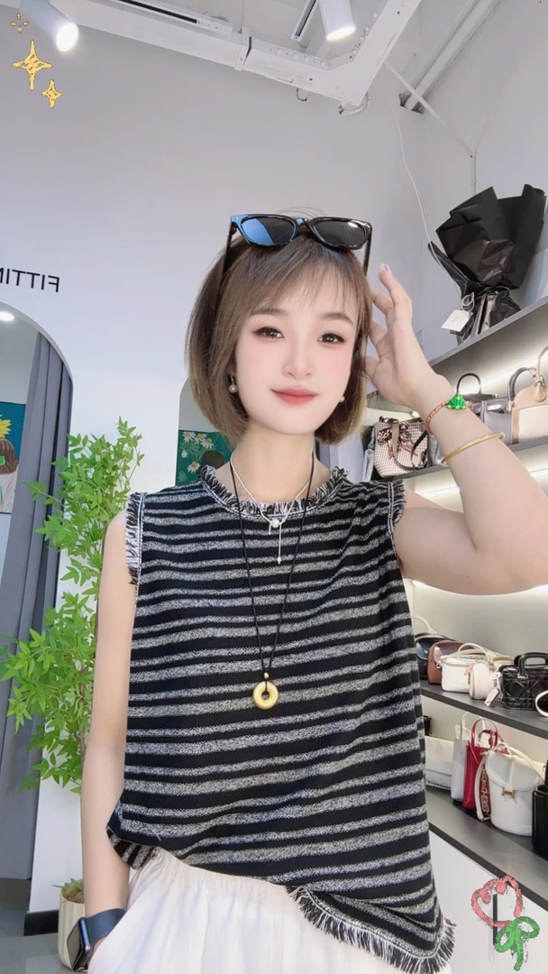 饭饭家 毛边条纹背心