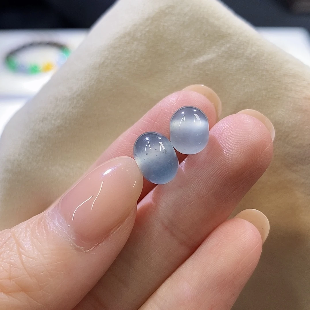 翡翠未镶嵌颈饰冰蓝特色鼓珠力推