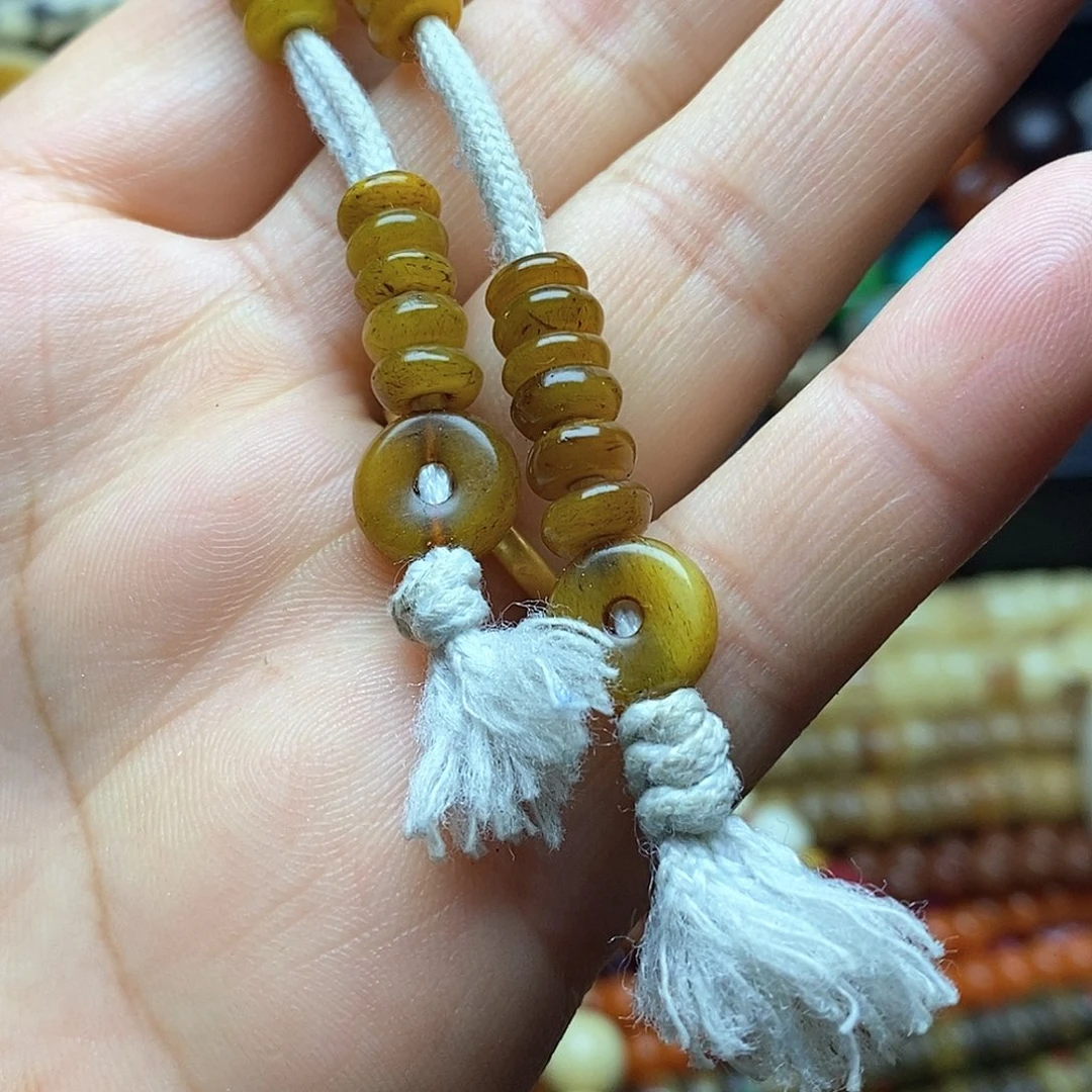 贝壳手串/手链月*……………………………………