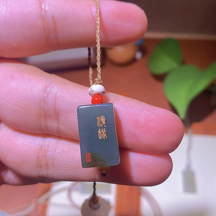 和田玉未镶嵌包链和田玉014