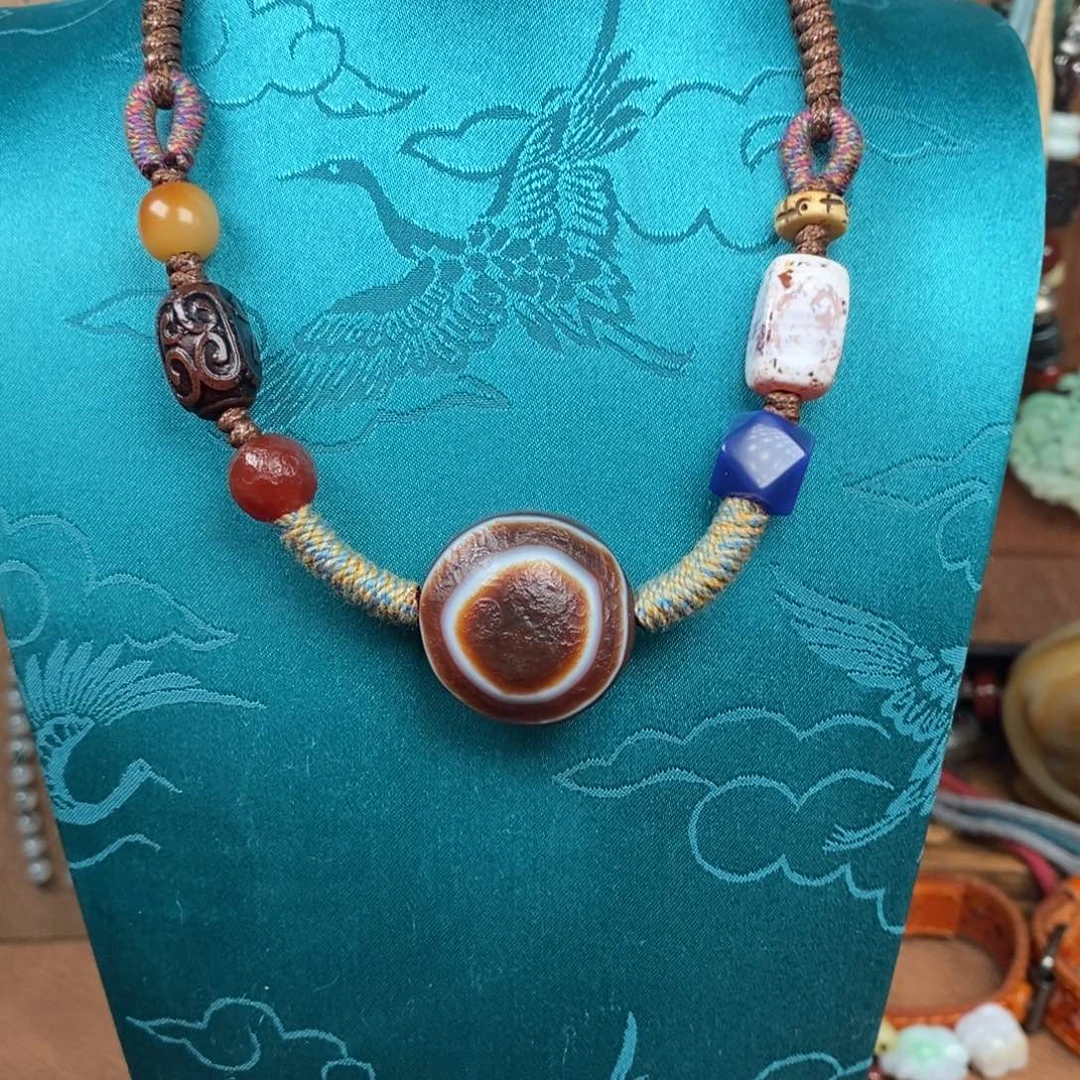 未镶嵌颈饰玛瑙/玉髓