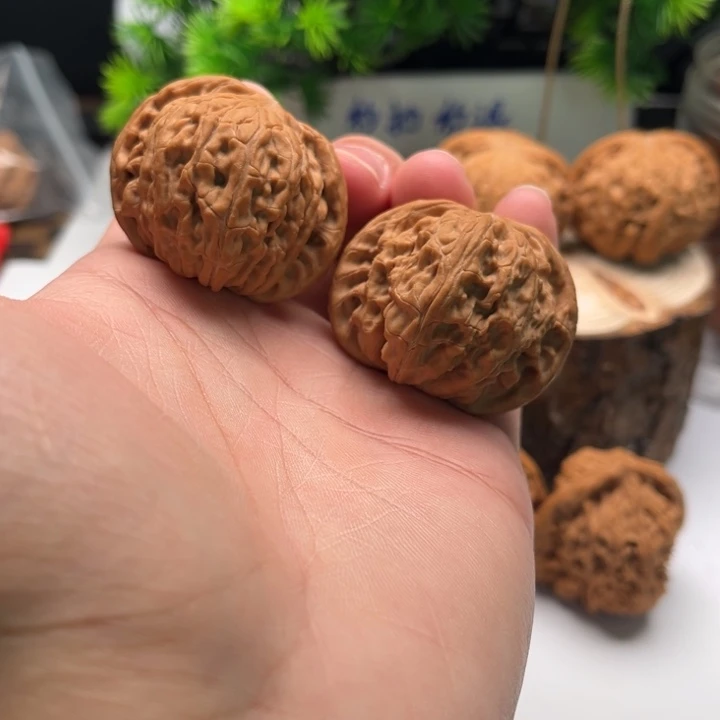沧***梦文玩核桃吊坠40磨盘