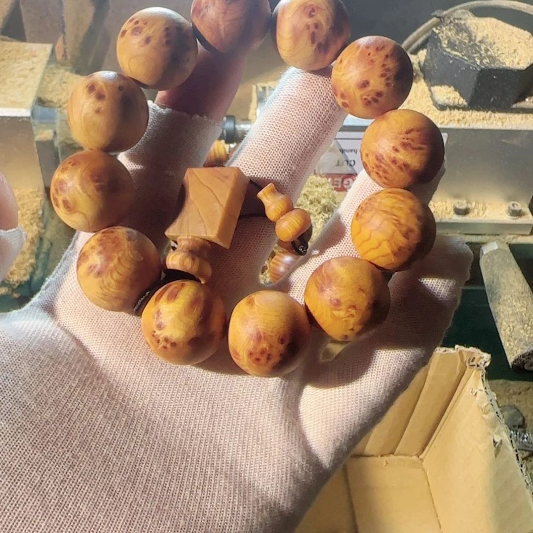 柏木（崖柏）2.0单圈陈化太行崖柏福利。。。。。。