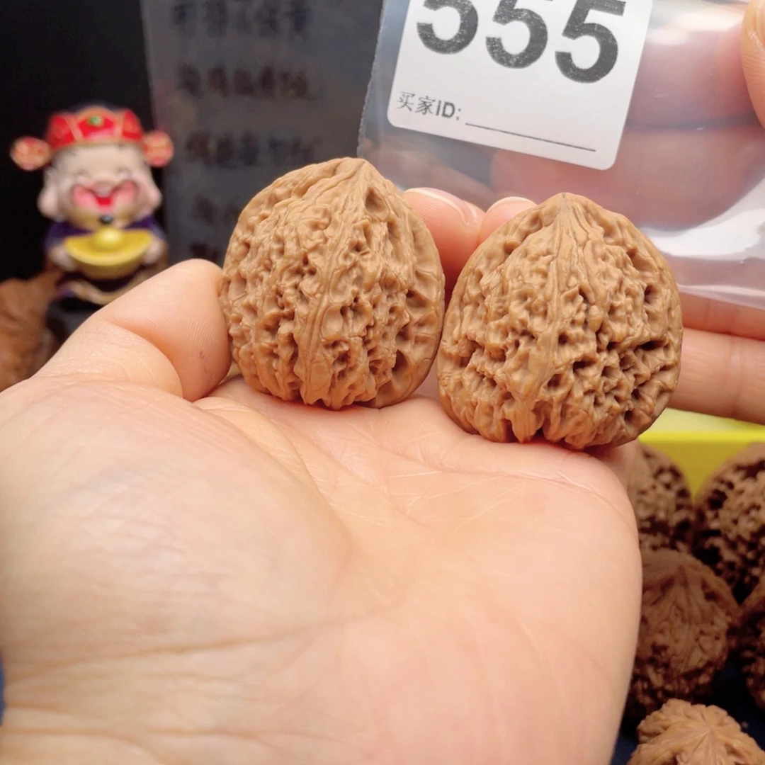 把件文玩核桃南疆凹底三角37