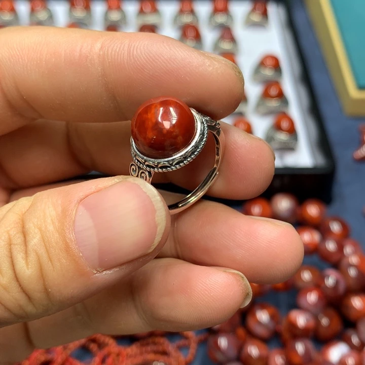 南红玛瑙戒指银S925镶嵌峨****姐