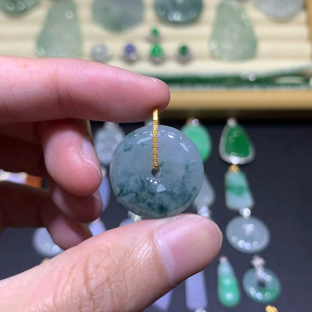 翡翠18K金镶嵌吊坠(不含链)