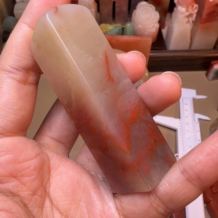 印石寿山石411号冰透如凝脂云霞在云冻地舒展
