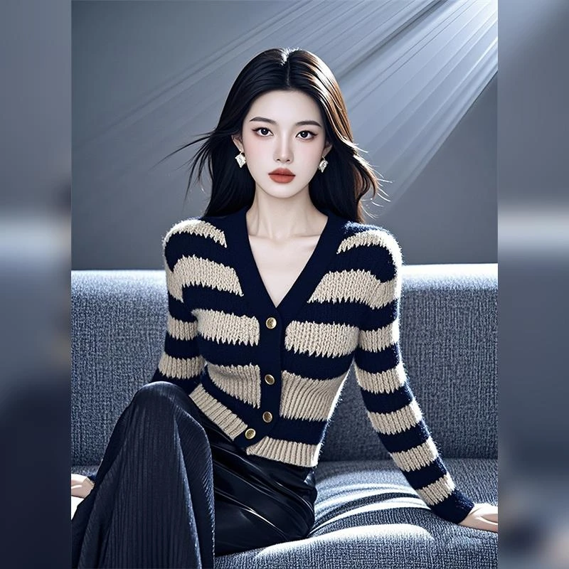 撞色V领条纹外搭长袖针织开衫女2025早秋季新款小香风高级感上衣